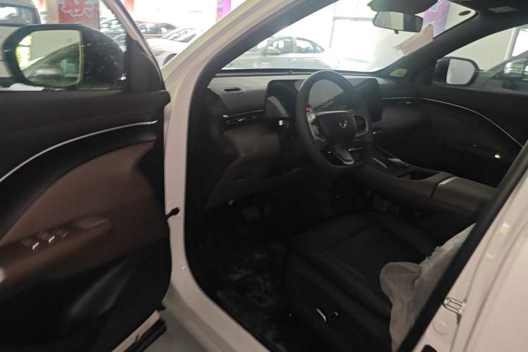 Used CHANGAN CS55PLUS 2026 Model Fourth-Generation New Blue Whale 1.5T Leading Model Driver Seat