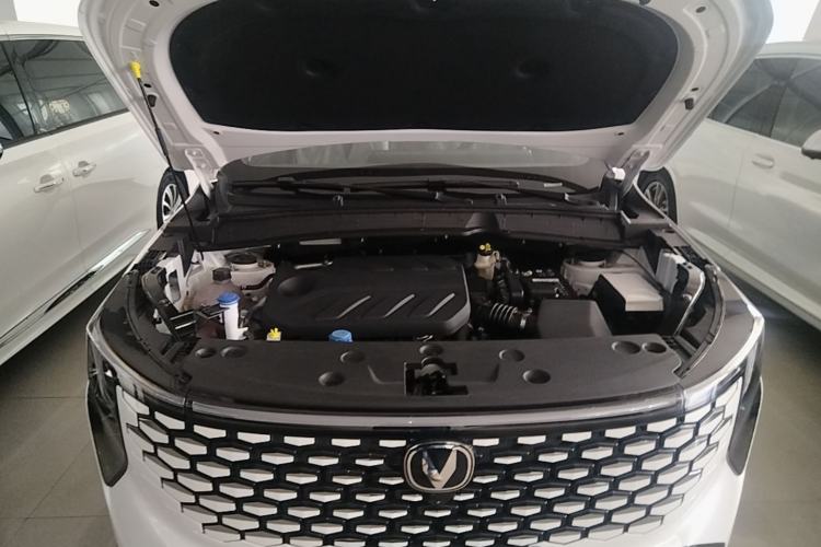 Used CHANGAN CS55PLUS 2026 Model Fourth-Generation New Blue Whale 1.5T Leading Model Engine Bay