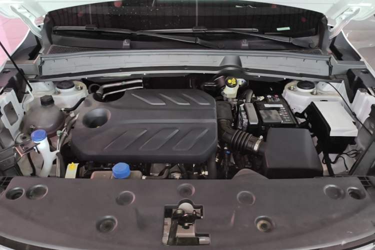 Used CHANGAN CS55PLUS 2026 Model Fourth-Generation New Blue Whale 1.5T Leading Model Engine Bay