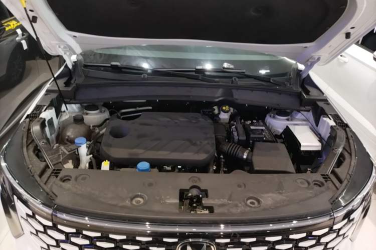 Used CHANGAN CS55PLUS 2026 Model Fourth-Generation New Blue Whale 1.5T Leading Model Engine Bay