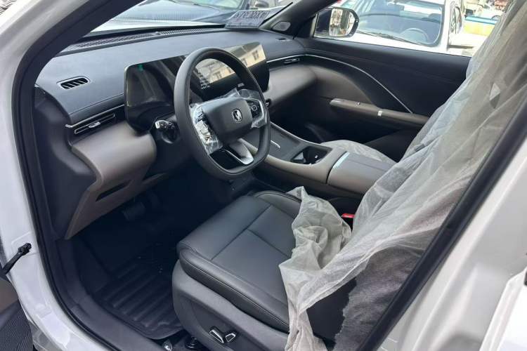 Used CHANGAN CS55PLUS 2026 Model Fourth-Generation New Blue Whale 1.5T Leading Model Interior 2