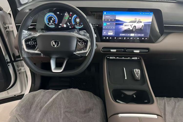 Used CHANGAN CS55PLUS 2026 Model Fourth-Generation New Blue Whale 1.5T Leading Model Interior 3