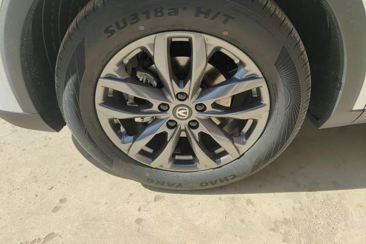Used CHANGAN CS55PLUS 2026 Model Fourth-Generation New Blue Whale 1.5T Leading Model Left Front Wheel Hub