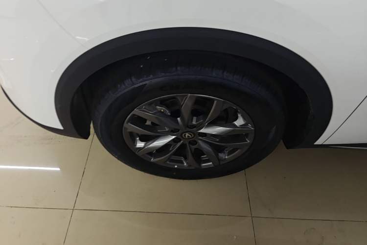 Used CHANGAN CS55PLUS 2026 Model Fourth-Generation New Blue Whale 1.5T Leading Model Left Front Wheel Hub