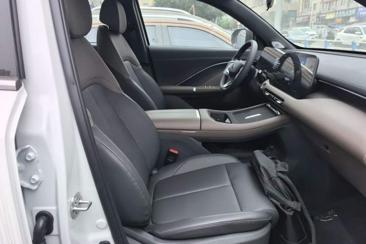 Used CHANGAN CS55PLUS 2026 Model Fourth-Generation New Blue Whale 1.5T Leading Model Right Front Seat