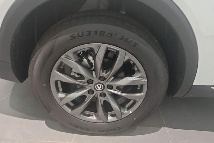 Used CHANGAN CS55PLUS 2026 Model Fourth-Generation New Blue Whale 1.5T Leading Model Right Rear Wheel Hub