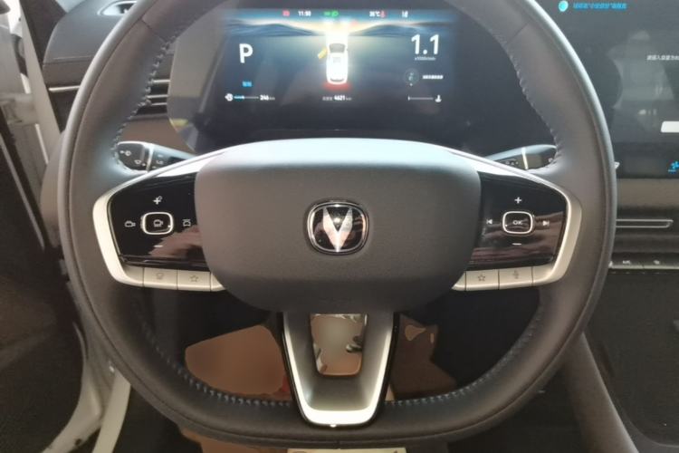 Used CHANGAN CS55PLUS 2026 Fourth Generation New Blue Whale 1.5T TianShu Premium Trim Steering Wheel