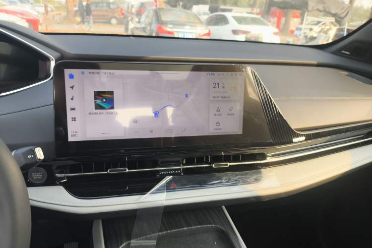 Used CHANGAN CS55PLUS PHEV 2025 Smart New Blue Whale 125km Battleship Edition Audio And AC Panel