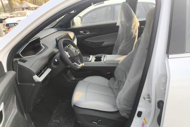 Used CHANGAN CS55PLUS PHEV 2025 Smart New Blue Whale 125km Battleship Edition Left Front Seat