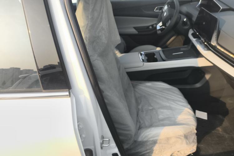 Used CHANGAN CS55PLUS PHEV 2025 Smart New Blue Whale 125km Battleship Edition Right Front Seat