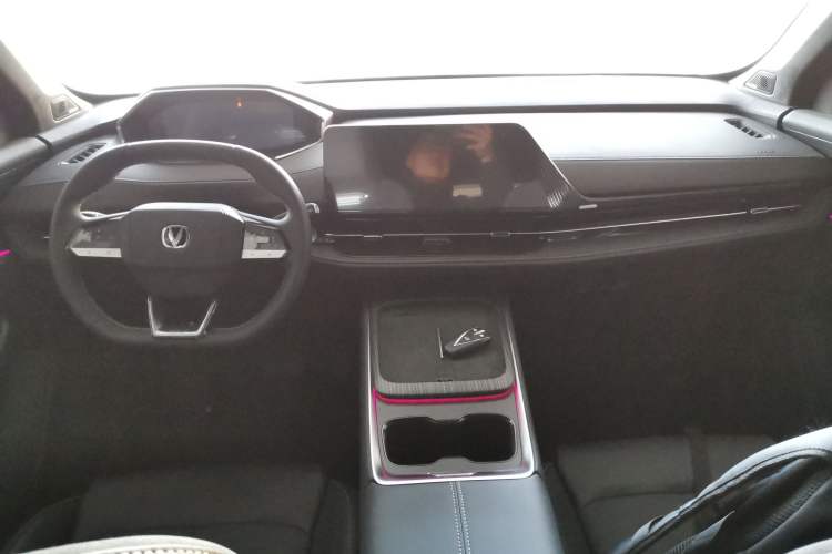 Used CHANGAN CS55PLUS PHEV 2025 Smart New Blue Whale 125km Battleship Edition Center Console