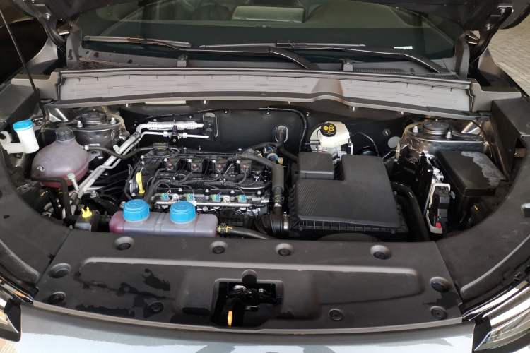 Used CHANGAN CS55PLUS PHEV 2025 Smart New Blue Whale 125km Battleship Edition Engine Bay