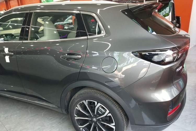 Used CHANGAN CS55PLUS PHEV 2025 Smart New Blue Whale 125km Battleship Edition Exterior 2