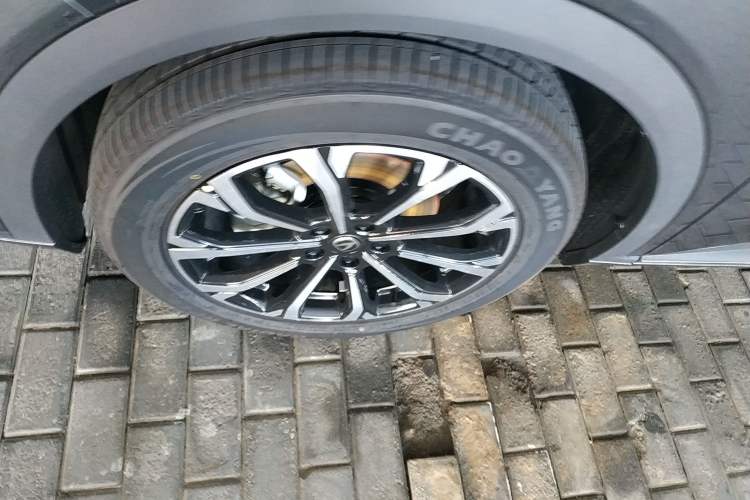 Used CHANGAN CS55PLUS PHEV 2025 Smart New Blue Whale 125km Battleship Edition Left Front Wheel Hub