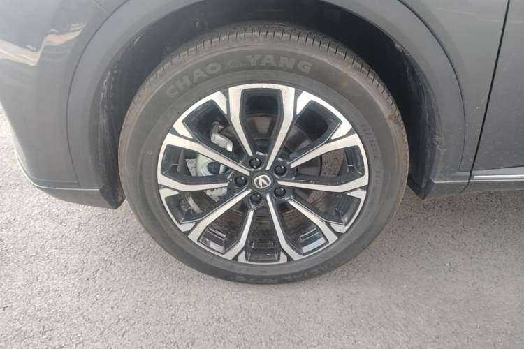 Used CHANGAN CS55PLUS PHEV 2025 Smart New Blue Whale 125km Battleship Edition Left Front Wheel Hub