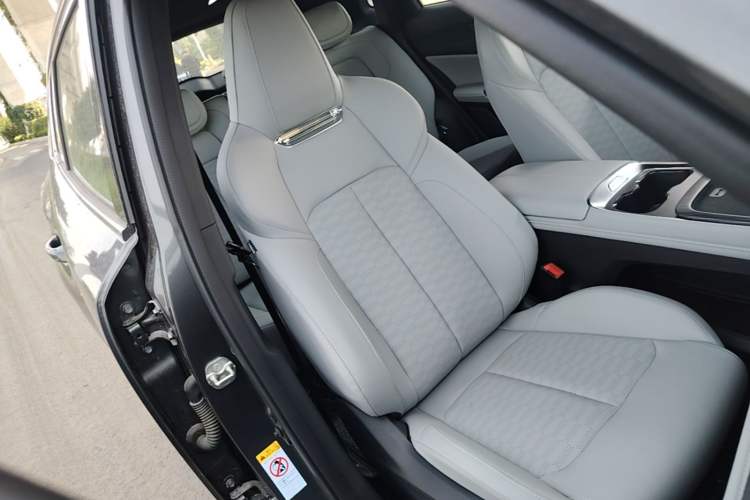 Used CHANGAN CS55PLUS PHEV 2025 Smart New Blue Whale 125km Battleship Edition Right Front Seat