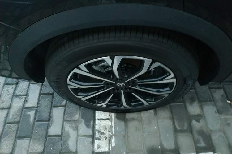 Used CHANGAN CS55PLUS PHEV 2025 Smart New Blue Whale 125km Battleship Edition Right Rear Wheel Hub