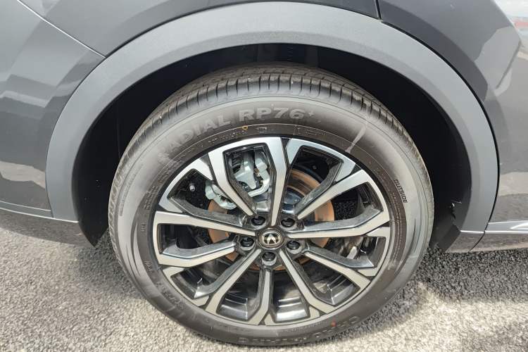 Used CHANGAN CS55PLUS PHEV 2025 Smart New Blue Whale 125km Ultra-Range Edition Right Rear Wheel Hub