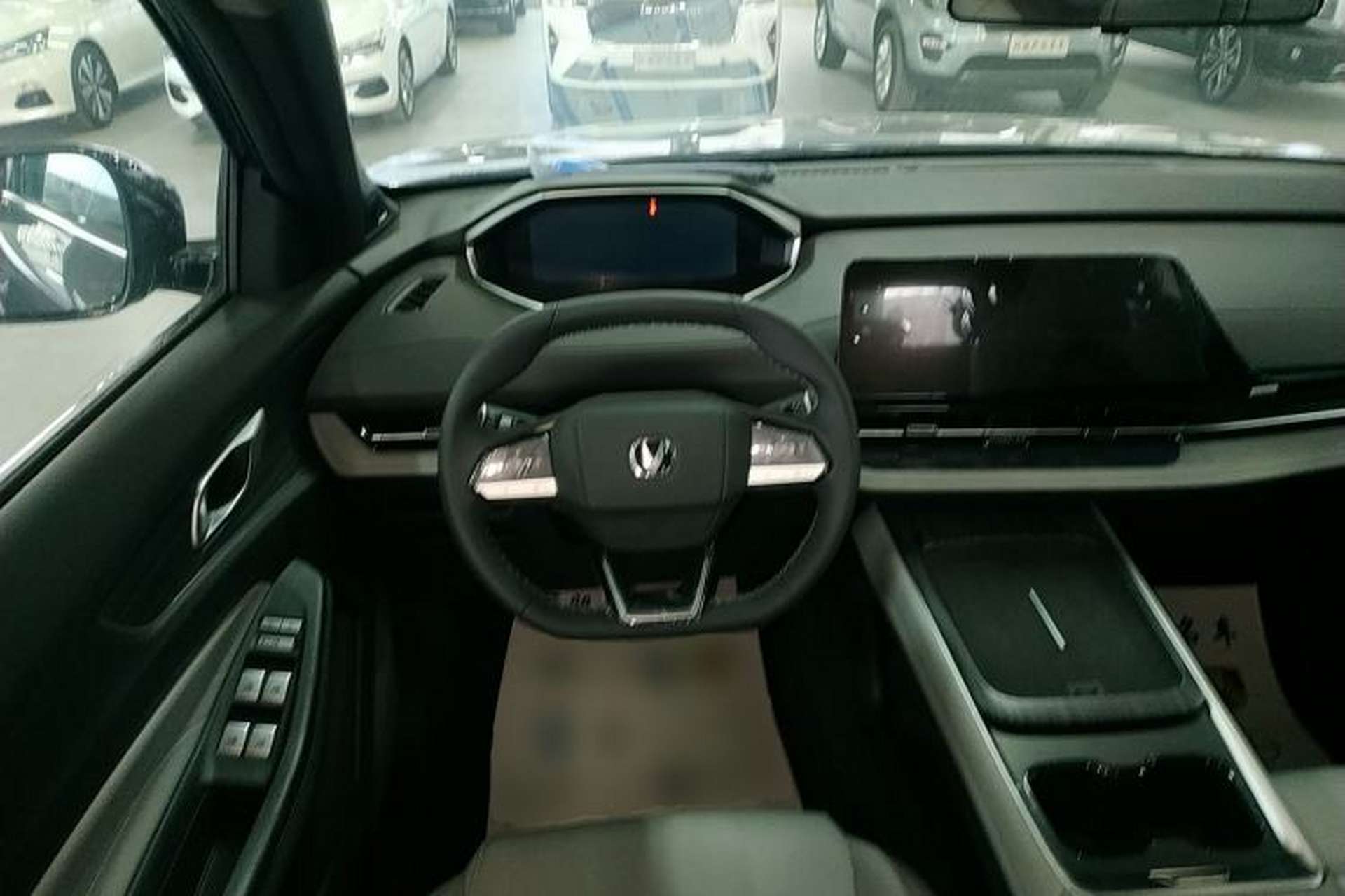 Used CHANGAN CS55PLUS PHEV 2025 Smart New Blue Whale 125km Battleship Edition Steering Wheel