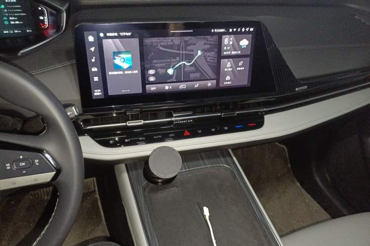 Used CHANGAN CS55PLUS PHEV 2025 Smart New Blue Whale 125km Battleship Edition Audio And AC Panel