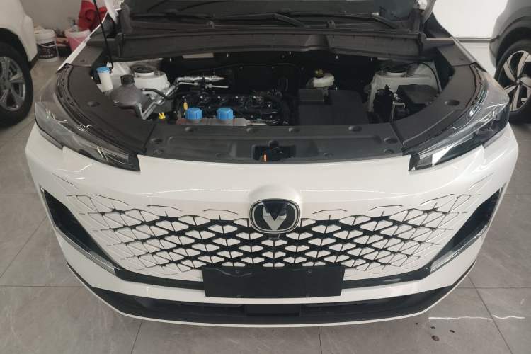 Used CHANGAN CS55PLUS PHEV 2025 Smart New Blue Whale 125km Battleship Edition Engine Bay