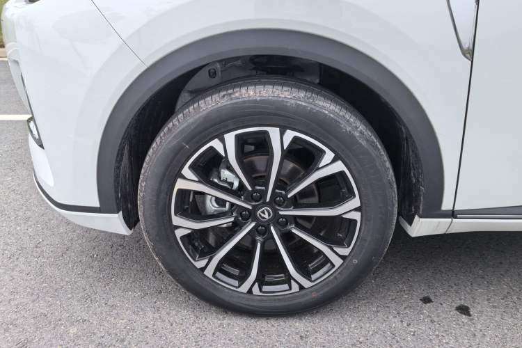 Used CHANGAN CS55PLUS PHEV 2025 Smart New Blue Whale 125km Battleship Edition Exterior 7