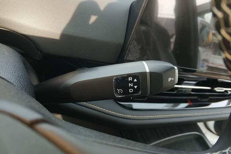 Used CHANGAN CS55PLUS PHEV 2025 Smart New Blue Whale 125km Battleship Edition Gear Lever