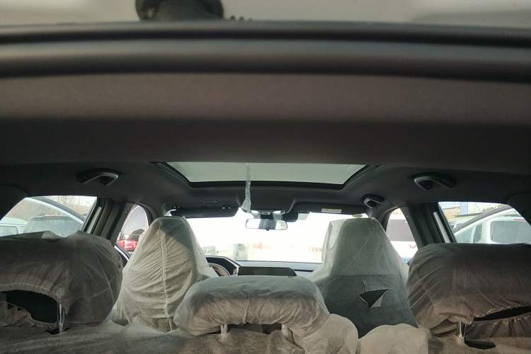 Used CHANGAN CS55PLUS PHEV 2025 Smart New Blue Whale 125km Battleship Edition Headliner