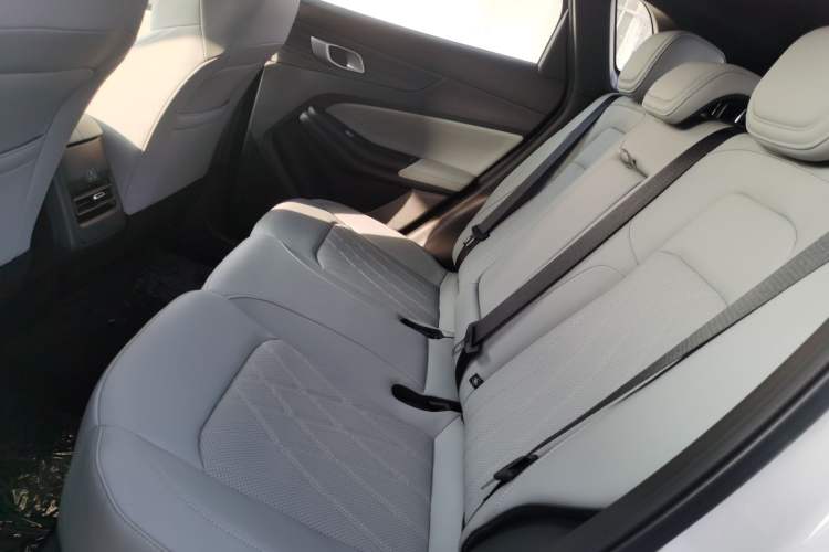 Used CHANGAN CS55PLUS PHEV 2025 Smart New Blue Whale 125km Ultra-Range Edition Interior 4