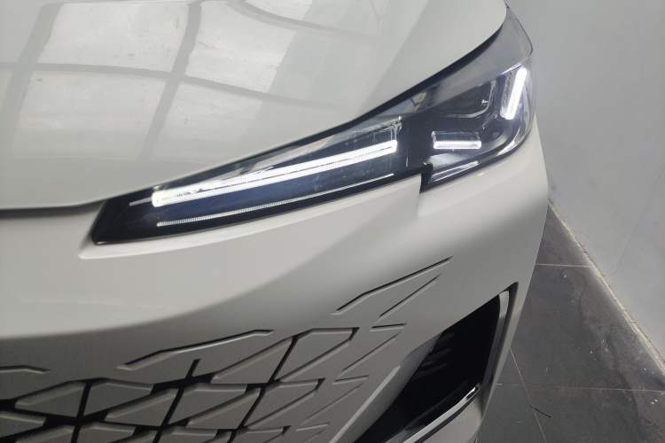Used CHANGAN CS55PLUS PHEV 2025 Smart New Blue Whale 125km Ultra-Range Edition Left Front Headlight