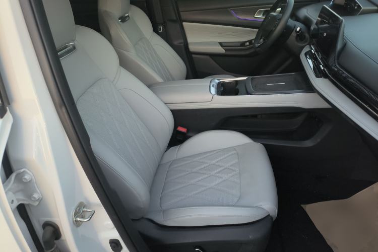 Used CHANGAN CS55PLUS PHEV 2025 Smart New Blue Whale 125km Ultra-Range Edition Right Front Seat