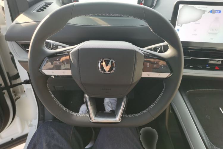 Used CHANGAN CS55PLUS PHEV 2025 Smart New Blue Whale 125km Ultra-Range Edition Steering Wheel