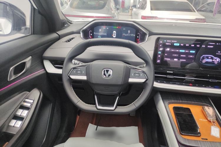Used CHANGAN CS55PLUS PHEV 2025 Smart New Blue Whale 125km Ultra-Range Edition Steering Wheel