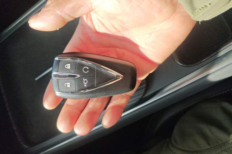 Used CHANGAN CS55PLUS PHEV 2025 Smart New Blue Whale 125km Ultra-Range Edition Vehicle Key