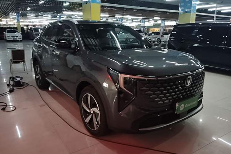 Used CHANGAN CS55PLUS PHEV 2026 Model, Smart New Blue Whale 125km Zhiyue Version Front Right 45 Deg