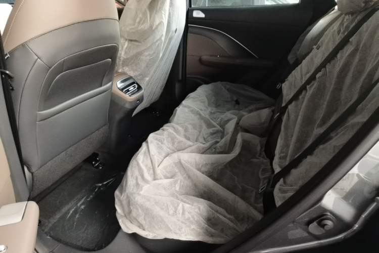 Used CHANGAN CS55PLUS PHEV 2026 Model, Smart New Blue Whale 125km Zhiyue Version Left Rear Seat