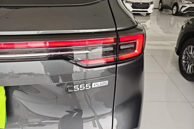 Used CHANGAN CS55PLUS PHEV 2026 Model, Smart New Blue Whale 125km Zhiyue Version Right Rear Taillight