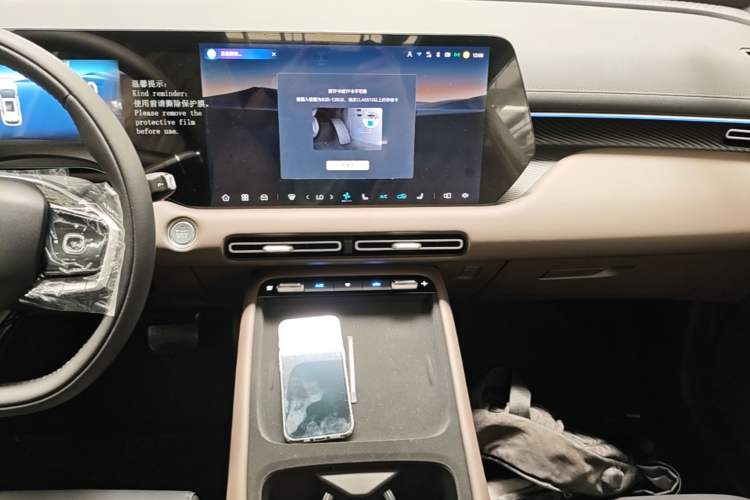 Used CHANGAN CS55PLUS PHEV 2026 Model, Smart New Blue Whale 125km Zhiyue Version Audio And AC Panel