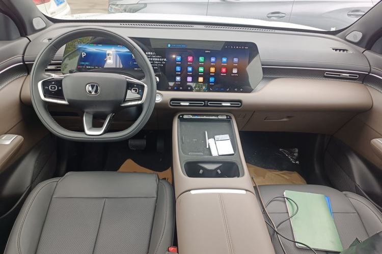 Used CHANGAN CS55PLUS PHEV 2026 Model, Smart New Blue Whale 125km Zhiyue Version Center Console