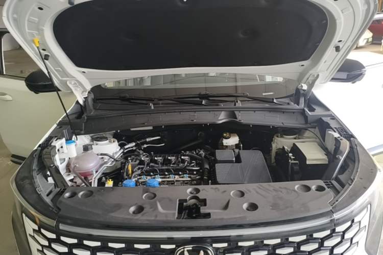 Used CHANGAN CS55PLUS PHEV 2026 Model, Smart New Blue Whale 125km Zhiyue Version Engine Bay