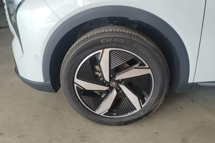 Used CHANGAN CS55PLUS PHEV 2026 Model, Smart New Blue Whale 125km Zhiyue Version Left Front Wheel Hub