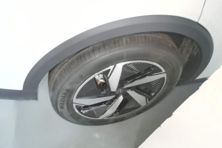 Used CHANGAN CS55PLUS PHEV 2026 Model, Smart New Blue Whale 125km Zhiyue Version Right Rear Wheel Hub