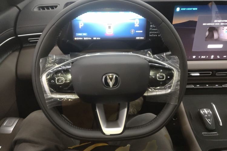 Used CHANGAN CS55PLUS PHEV 2026 Model, Smart New Blue Whale 125km Zhiyue Version Steering Wheel