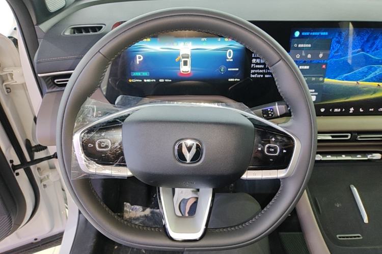 Used CHANGAN CS55PLUS PHEV 2026 Model, Smart New Blue Whale 125km Zhiyue Version Steering Wheel