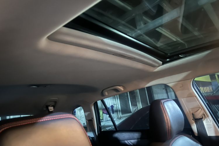 Used CHANGAN CS75 2021 Honor Million Edition 280T DCT Luxury Model Headliner