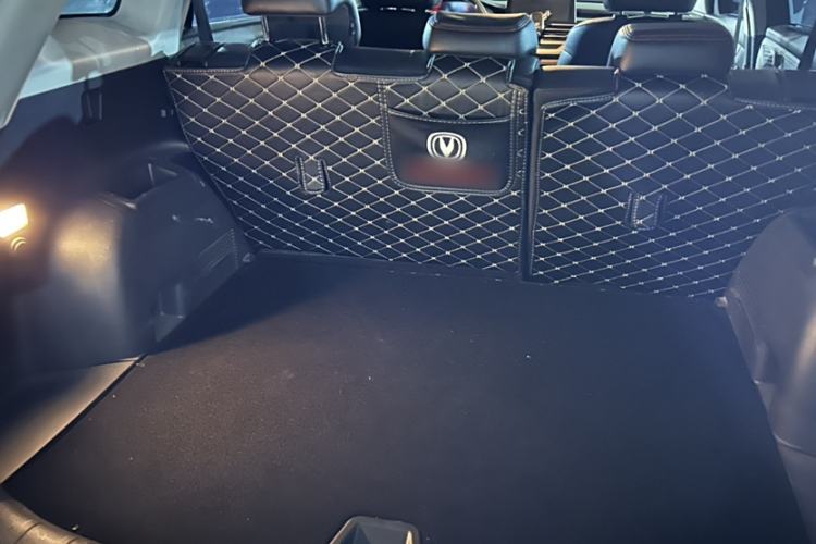 Used CHANGAN CS75 2021 Honor Million Edition 280T DCT Luxury Model Trunk