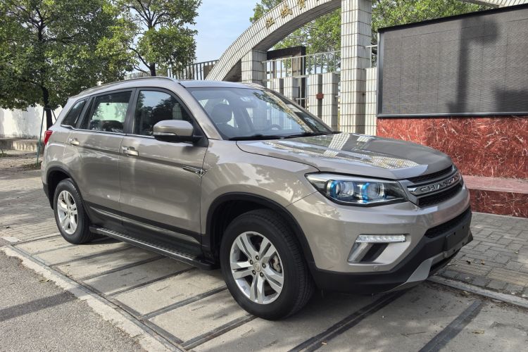 Used CHANGAN CS75 2017 Shangkui Edition 1.5T Automatic Fengxiang Model Front Right 45 Deg