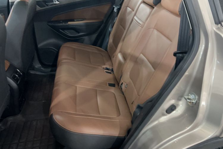 Used CHANGAN CS75 2017 Shangkui Edition 1.5T Automatic Fengxiang Model Left Rear Seat