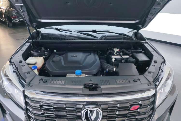 Used CHANGAN CS75 2023 Enjoy Edition 1.5T DCT Prestige Version Engine Bay