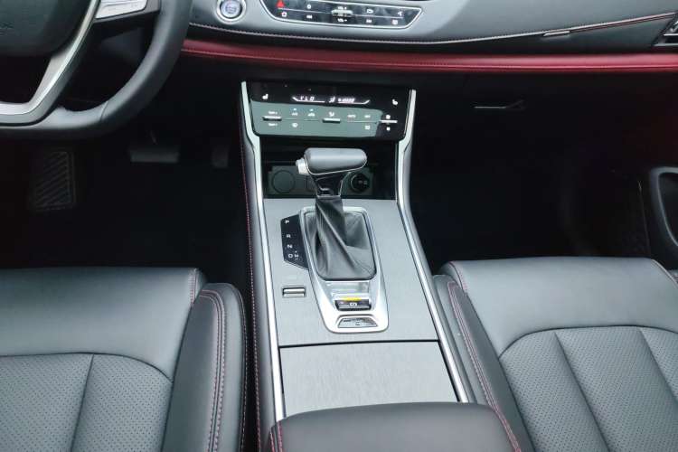 Used CHANGAN CS75 2023 Enjoy Edition 1.5T DCT Prestige Version Gear Lever